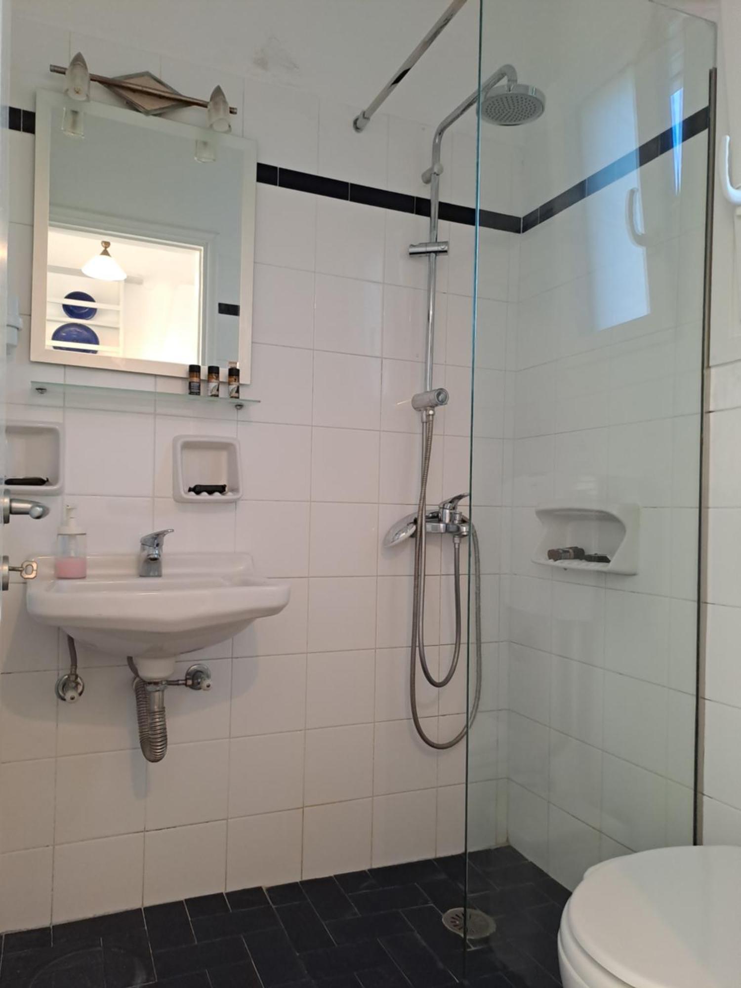 Agrilia Apartments & Studios Vathi  Esterno foto